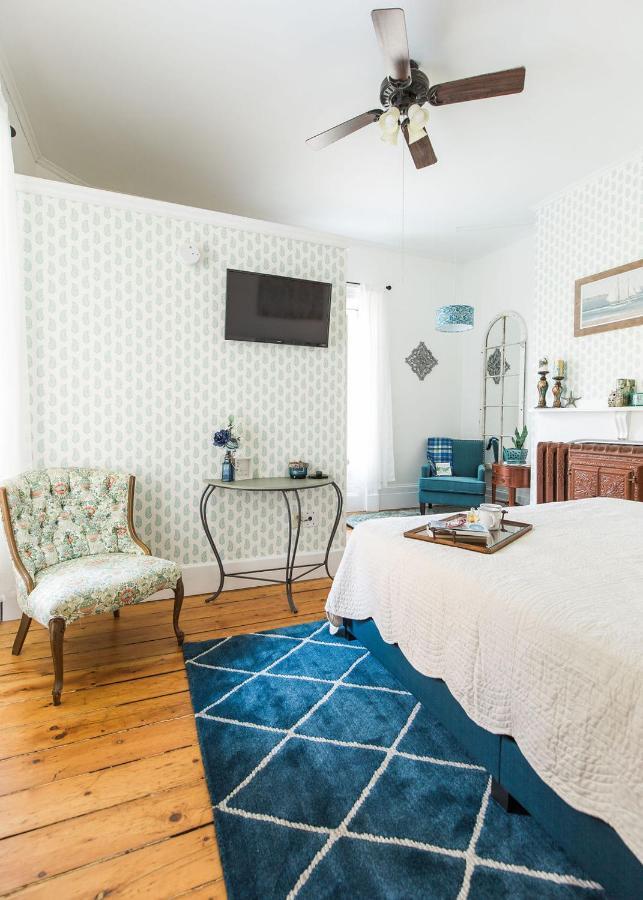 Heritage Quay Bed & Breakfast Pictou Esterno foto