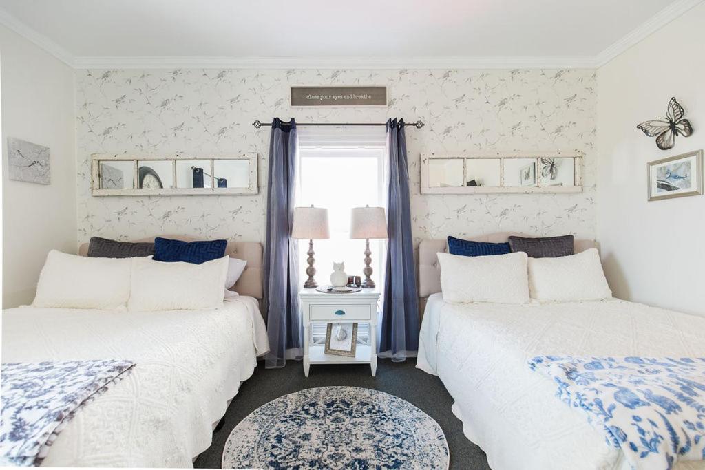 Heritage Quay Bed & Breakfast Pictou Esterno foto