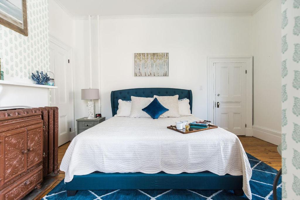 Heritage Quay Bed & Breakfast Pictou Esterno foto